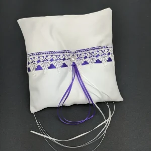 052B Coussin d'alliances blanc et mauve