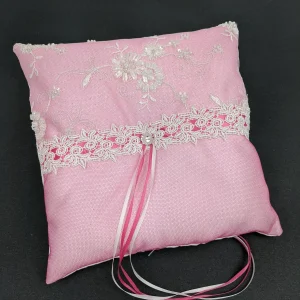 016A Coussin d'alliances en tulle rose