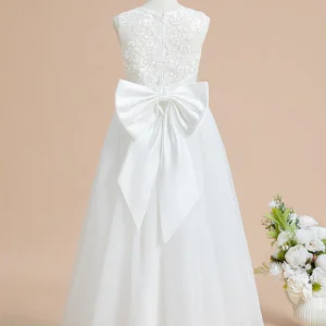 Robe Enfant Satinée Avec Nœud Élégant