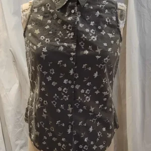 Blouse sans manches fleurie