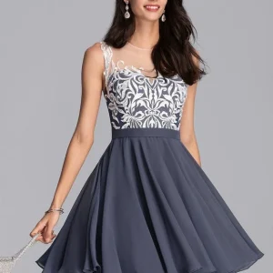 Robe De Bal À Volants Marine