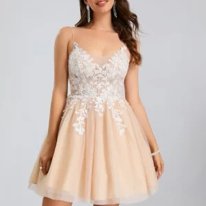 Robe De Bal Courte Tulle Brodée
