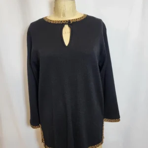 Tricot style tunique accents félins