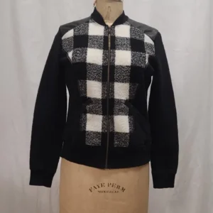 Veste patchwork noire et blanche