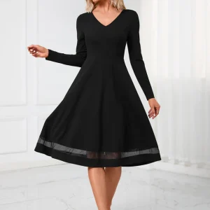 Robe Noir Col Bateau