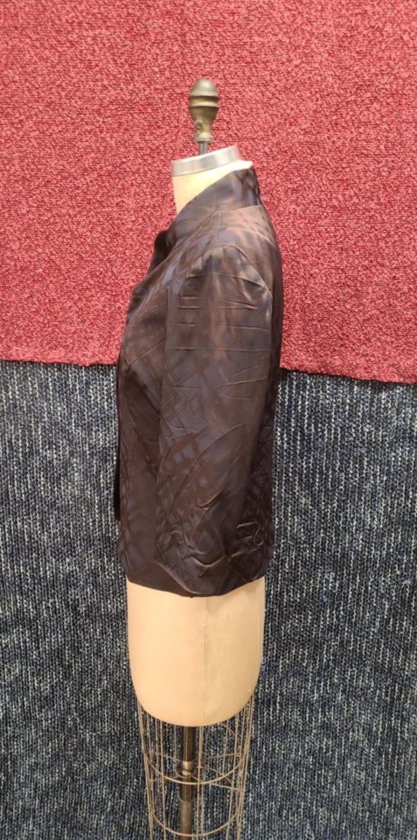 Veston crop satiné marron et noir – Image 3