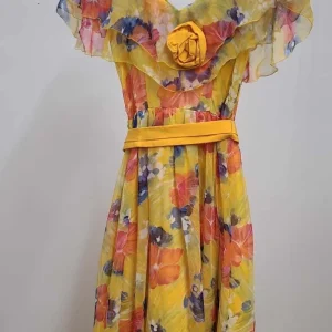 Robe cocktail jaune fleurie