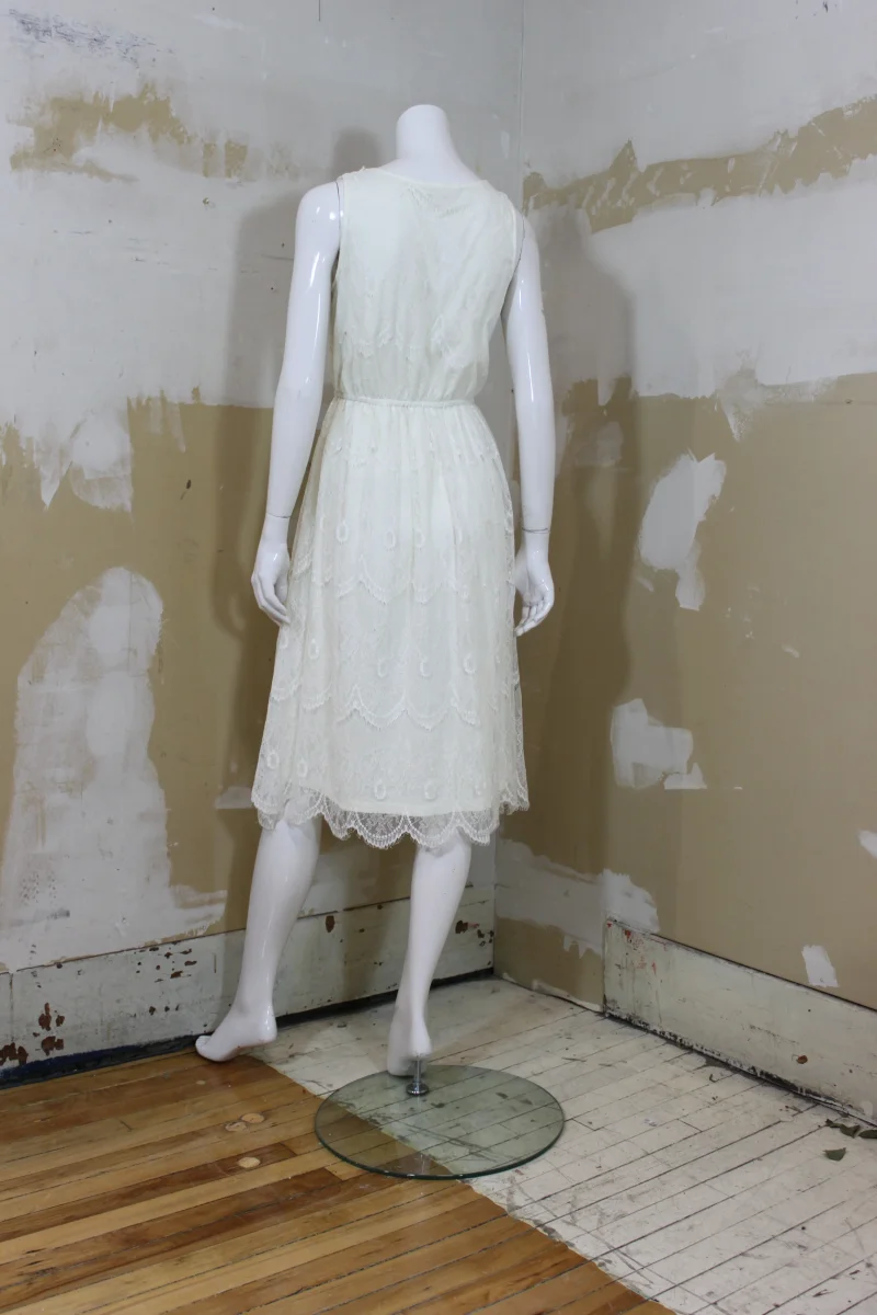 Robe dentelle blanc cassé – Image 4