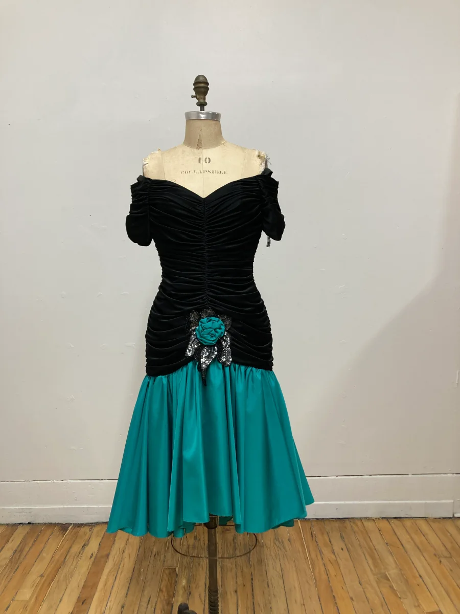 Robe de soirée noire et turquoise