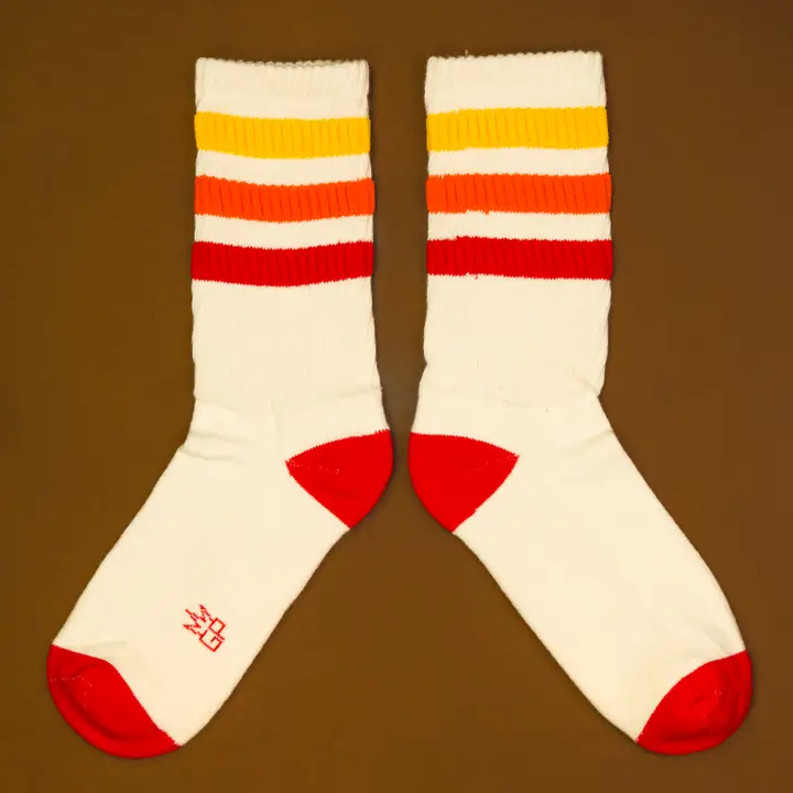 Tiger retro gym socks à rayures oranges – Image 3