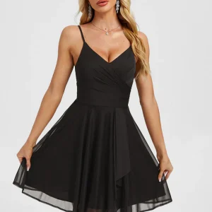 Robe Courte Fluide Élégante Noire