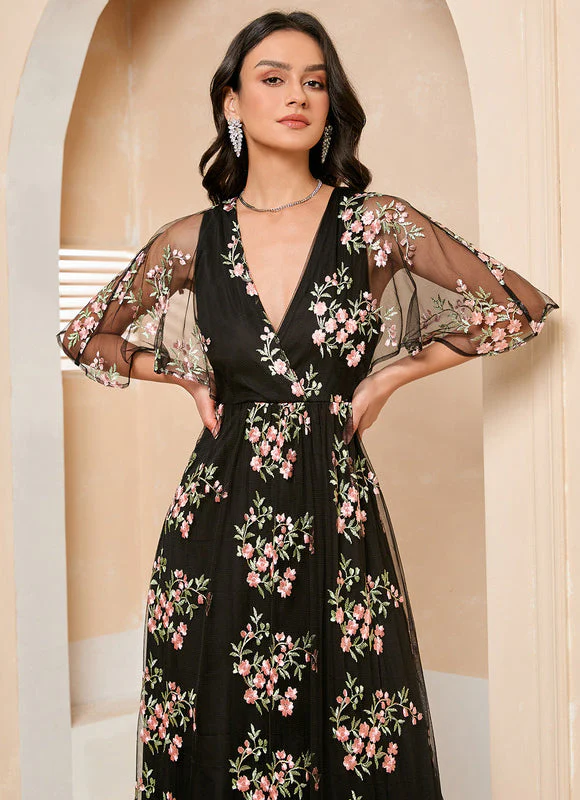 Robe Maxi Tulle Brodée Florale Élégante – Image 7