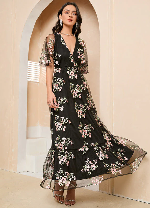 Robe Maxi Tulle Brodée Florale Élégante – Image 4